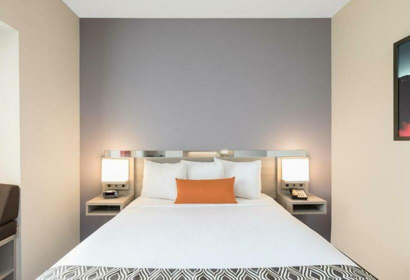 Номер Стандарт Адаптированный для Инвалидов, Microtel Inn & Suites By Wyndham Perry
