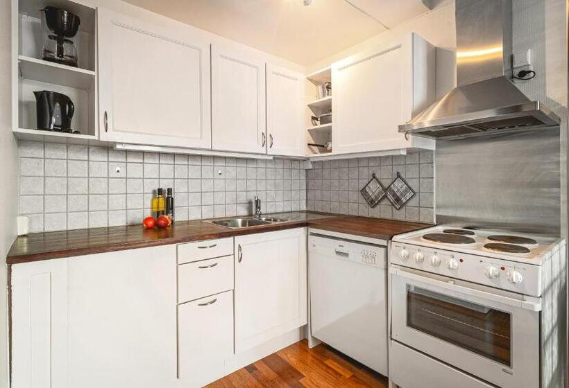 Апартаменты 2 Спальни, Enter Amalie Apartment