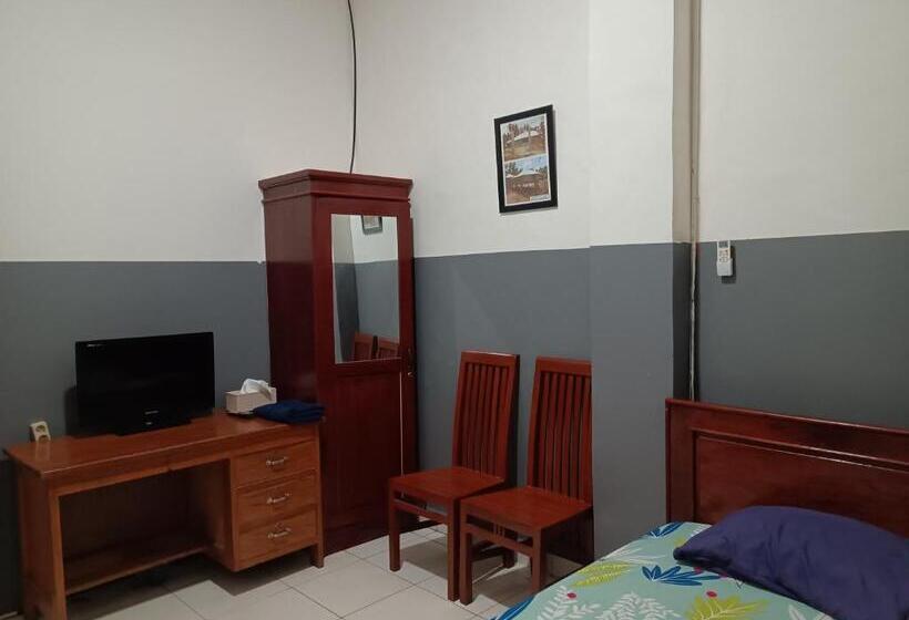 스탠다드 룸, Oyo 93117 Penginapan Tiga Dara
