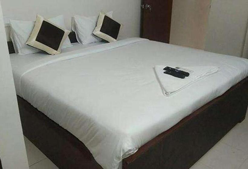 Номер Deluxe, Fabexpress Epic Residency   Nr Dlf It Park & Chennai Trade Center