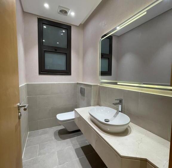 اتاق استاندارد, Aqua Plu Hilton