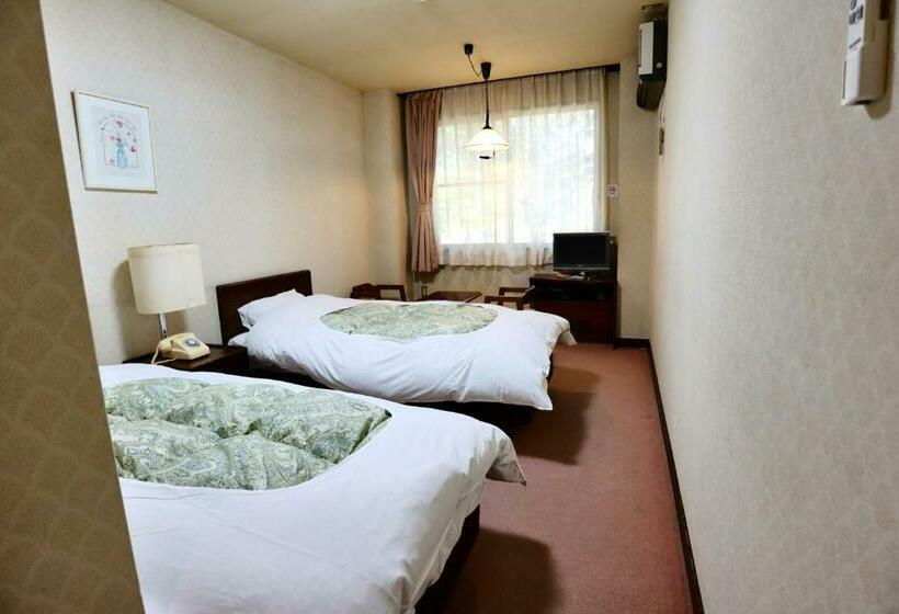 Quarto Estandar, Hakuba Park
