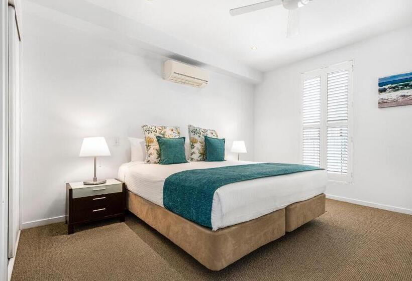 Apartamento 1 Dormitório Vista Piscina, Metzo Noosa Resort
