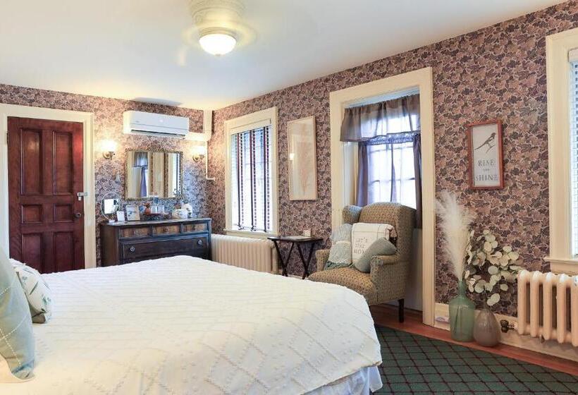 Номер Стандарт, Stone Chalet Bed & Breakfast Inn