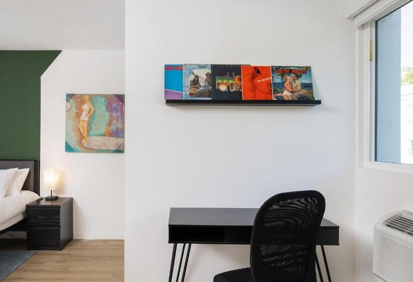 Студио Стандарт Кровать Кинг, Fenix Hotel Hollywood