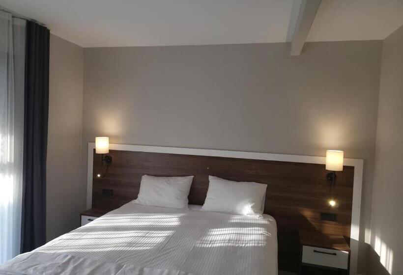 Номер Стандарт с Террасой, Lulubay Rooms & Suites