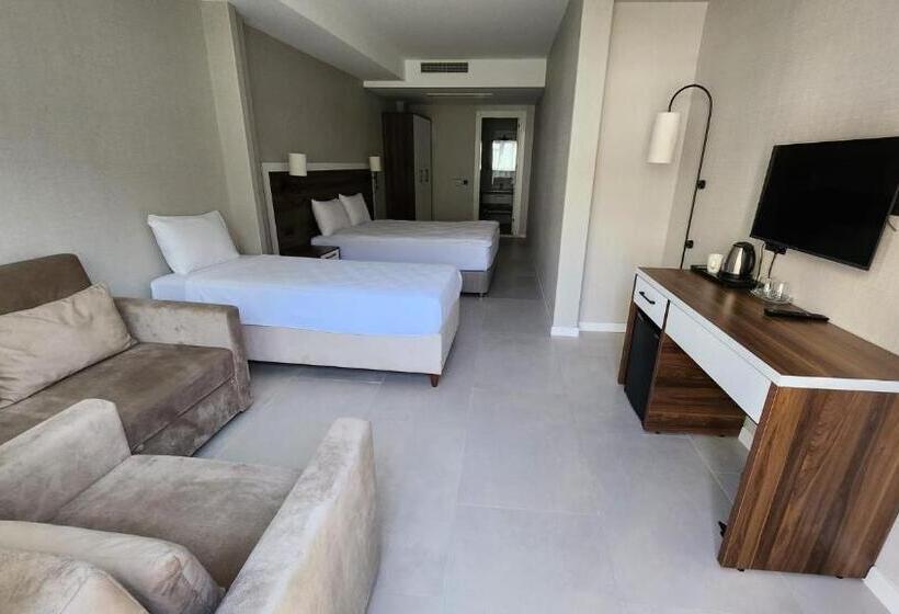 Люкс Повышенной Комфортности, Lulubay Rooms & Suites