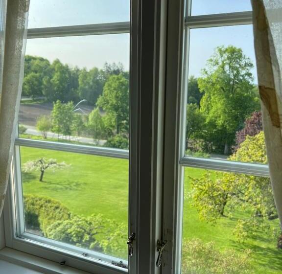 Полулюкс, øvre Sem Gård