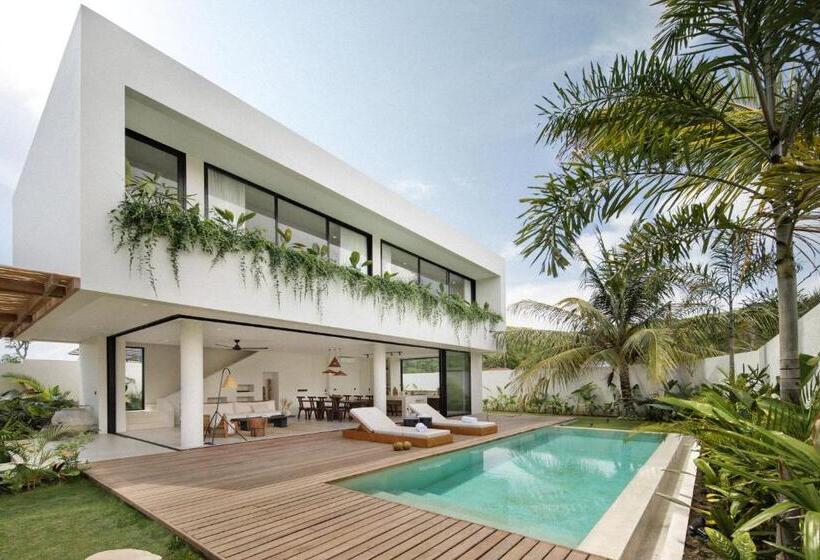Семейный Номер, Tias Villas