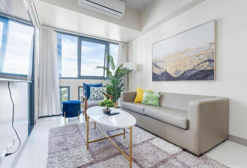 침실 1개 디럭스 아파트, Omp T1 6h, Free Beach & Pool Access, Near Airport, Fast Wifi, Netflix