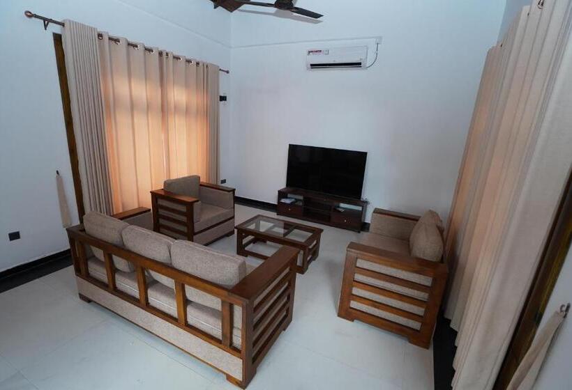 Номер Deluxe, Jaruv Royal Residencies
