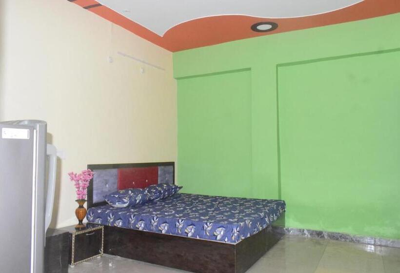 Quarto Estandar, Sona Palace