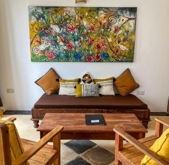 اتاق استاندارد, Kholle Villa
