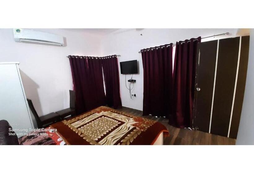 Вилла Deluxe 1 Спальня, Omkar Farm House, Bhuj