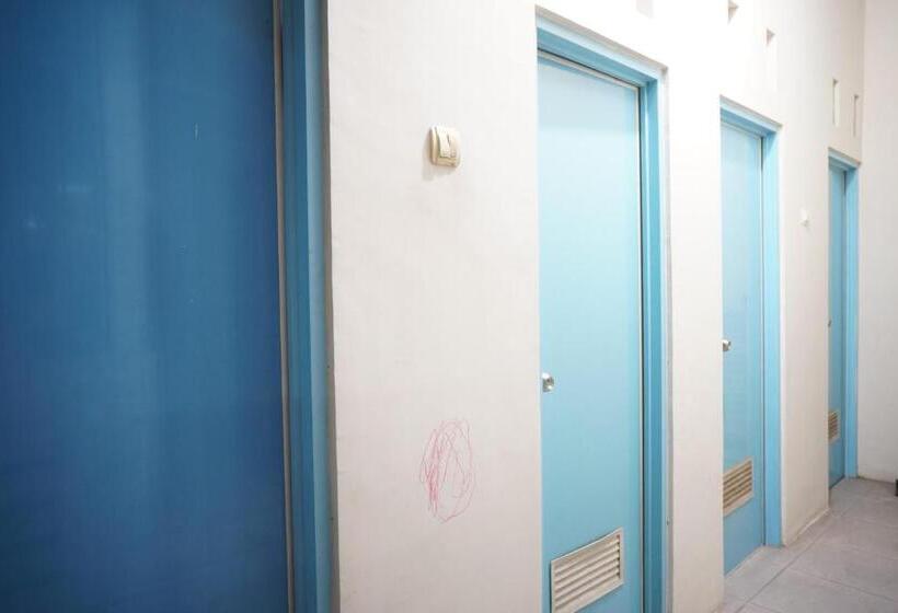 豪华房间, Oyo Life 93038 Kost Putra Malilah