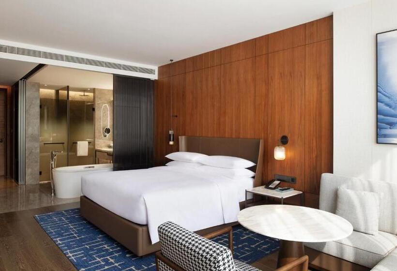 اتاق لوکس با چشم‌انداز باغ, Sheraton Xuzhou