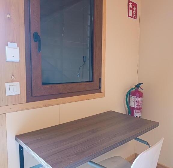 Номер Стандарт, Motel 112