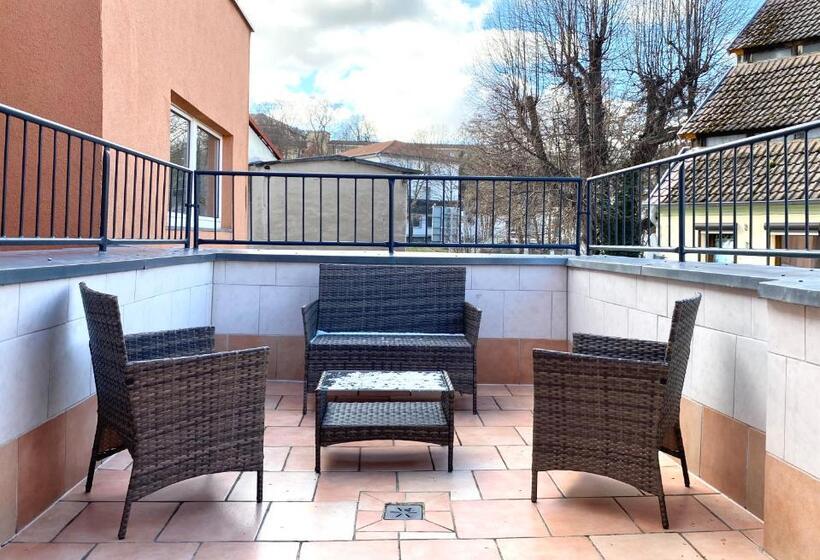 Апартаменты 1 Спальня, Gemütliche Unterkünfte Für Längeren Aufenthalt Und Monteure Inkl Balkon, Waschmaschine, Wifi, Küche