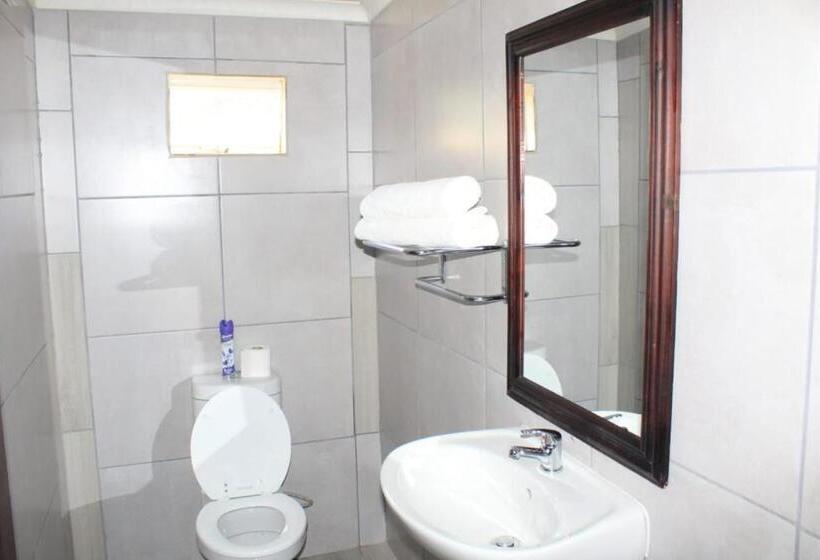 Номер Стандарт, Kekeli B&b