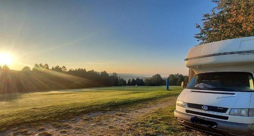 Семейный Номер, Penzion Golf Luby