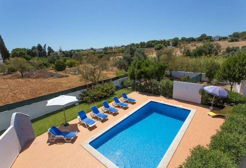Вилла 1 Спальня, Casa Silver, Gale   Sleeps 9 Close To Amenities And Beach!