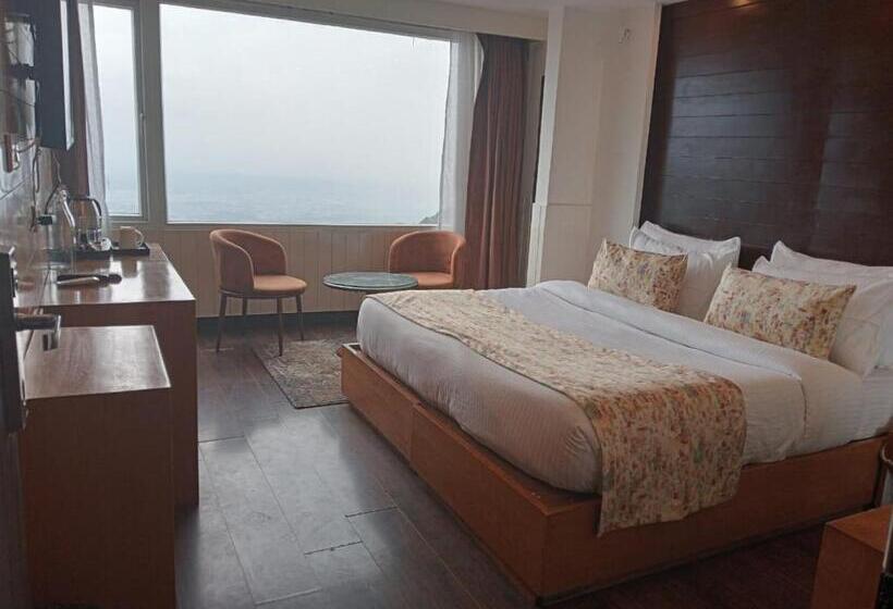 스탠다드 룸, Yashshree Mussoorie Mall Road