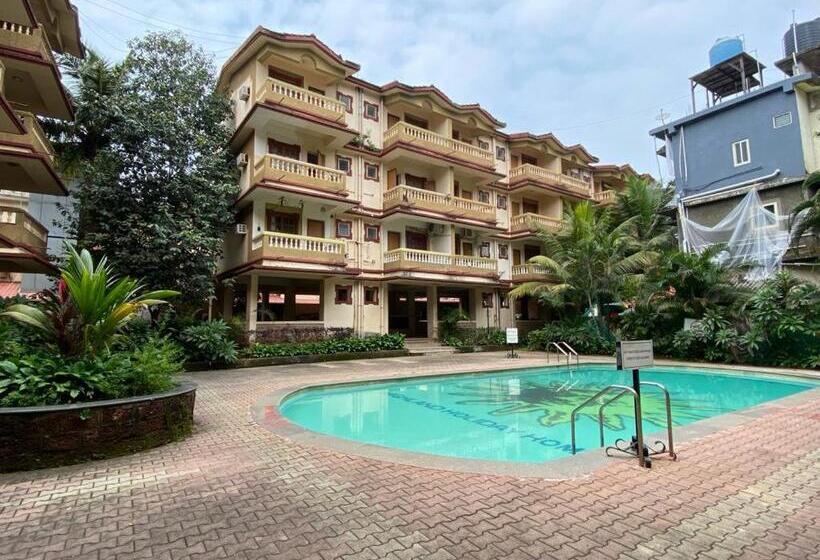 דירת חדר נוף לבריכה, Holidays Beach Apartments Goa
