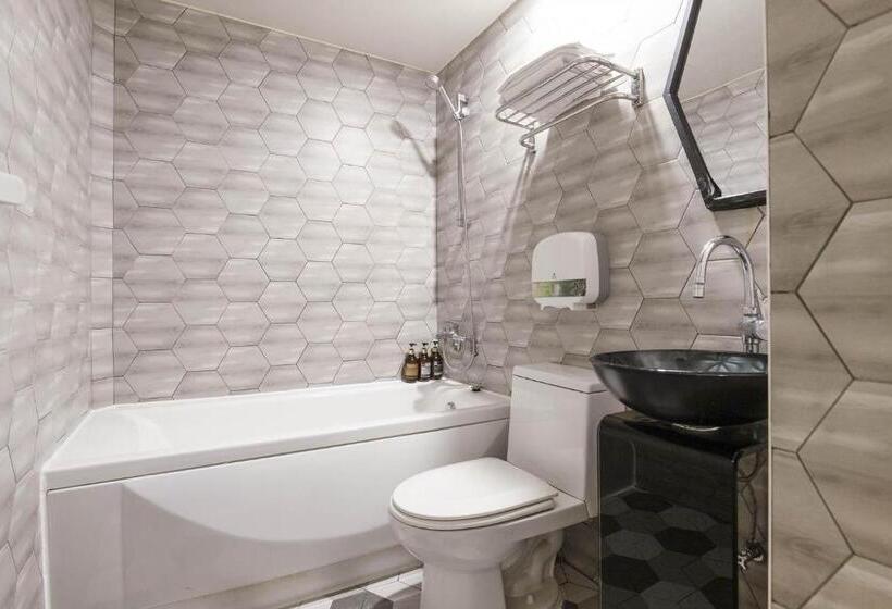 Люкс с гидромассажем, Incheon Stay Inn
