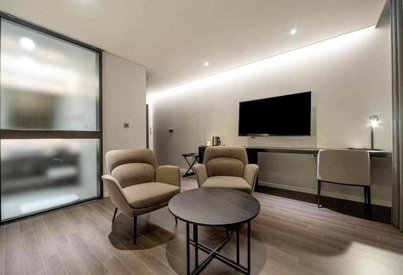 Люкс, Pohang Hotel Noblion