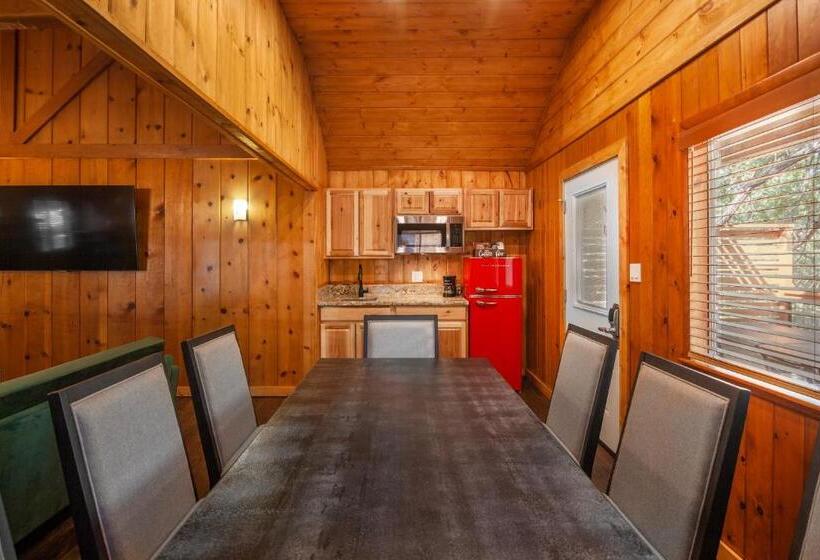 4인용 스탠다드 룸, Tahquitz Pines Retreat