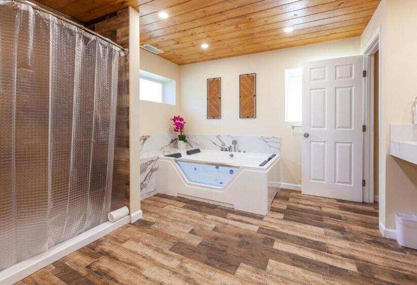디럭스 스위트, Tahquitz Pines Retreat