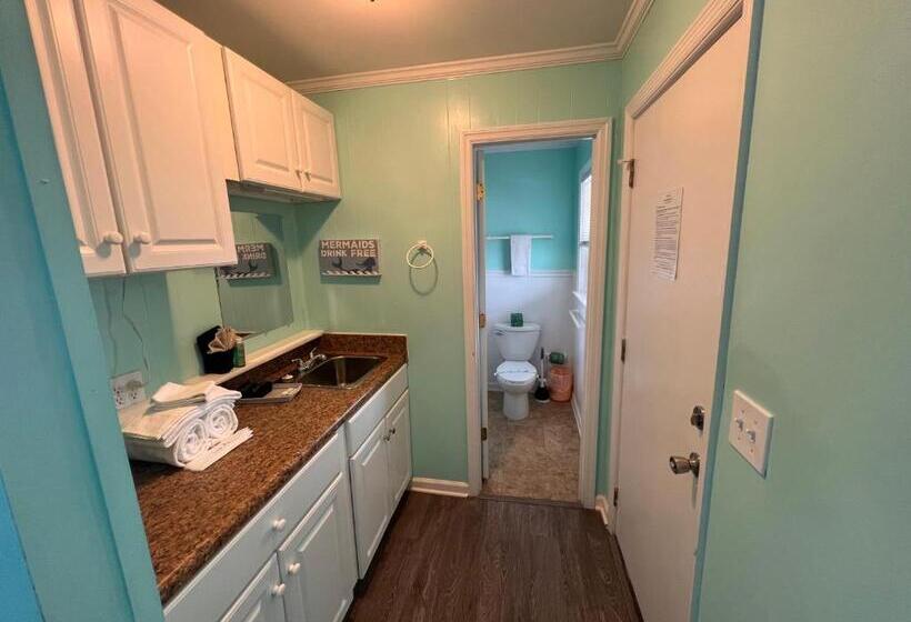 Номер Стандарт Вид на Море, Sea Vista Motel