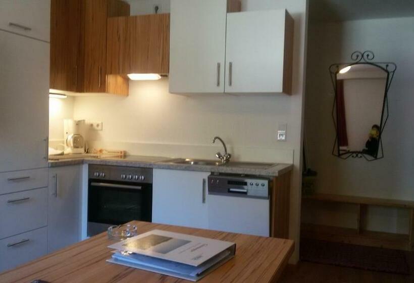 발코니가 있는 2 베드룸 아파트, Apartment Haus Am See