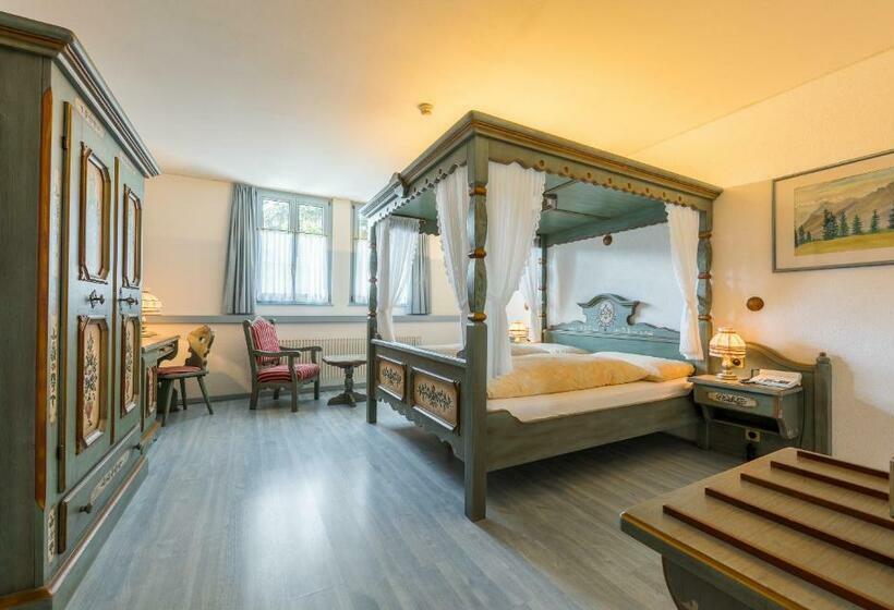 Номер Стандарт, Blattnerhof