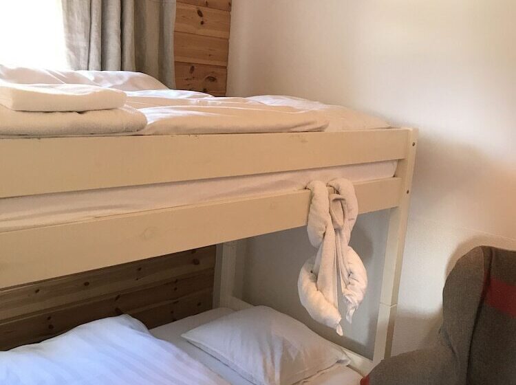 Семейный Номер, Hamilton Lodge & Spa
