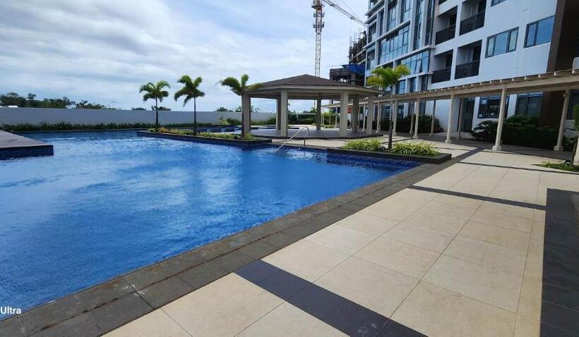 Estúdio Estandar com Sacada, Mactan Newtown Condo By Ejb
