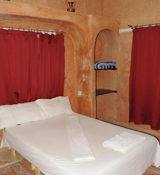 Номер Стандарт, Chez Manar