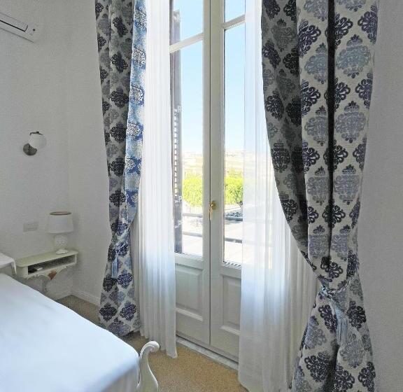 اتاق استاندارد با بالکن, B&b Isola Messina