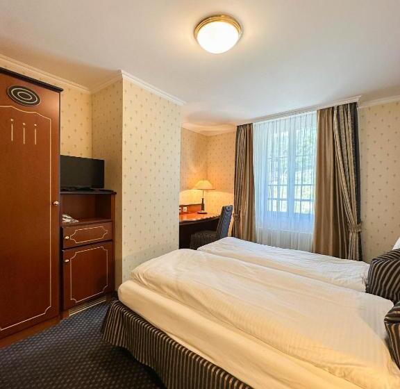 Quarto Economy, Dependance Stella Del Lago By Hotel Restaurant Bellevue Au Lac