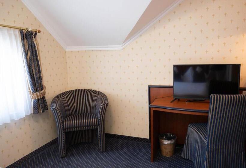 Номер Economy, Dependance Stella Del Lago By Hotel Restaurant Bellevue Au Lac