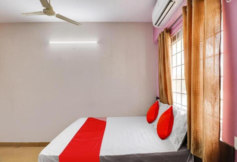 Трехместный Номер Классика, Oyo Flagship Gayathri Lodging & Boarding