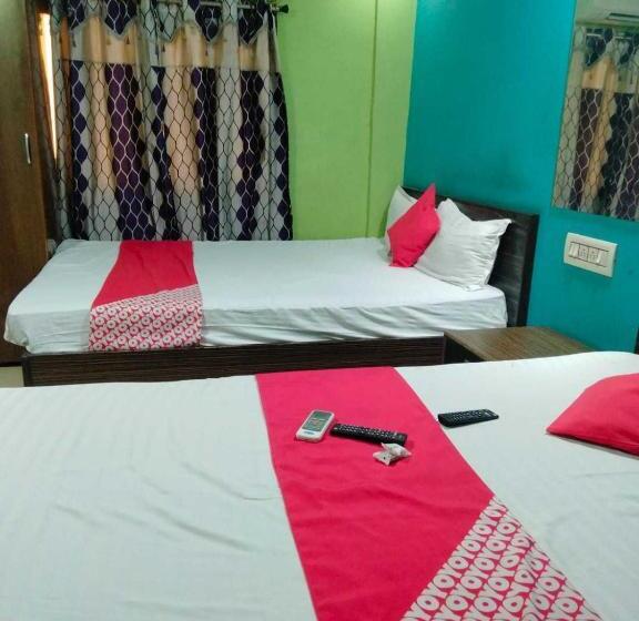 标准间, Pop  Happy Near Netaji Subhash Chandra Bose International Airport