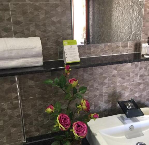 اتاق استاندارد با بالکن, Lali S House