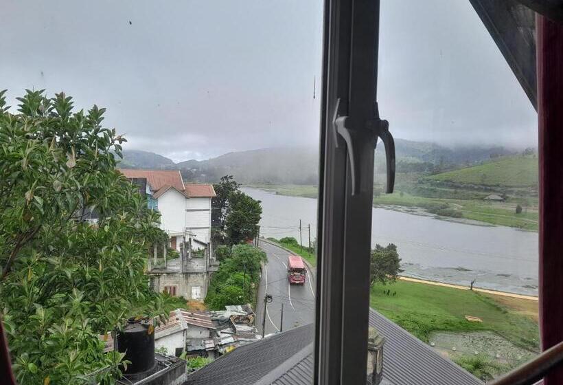 Номер Стандарт Вид на Озеро, Creek View Inn
