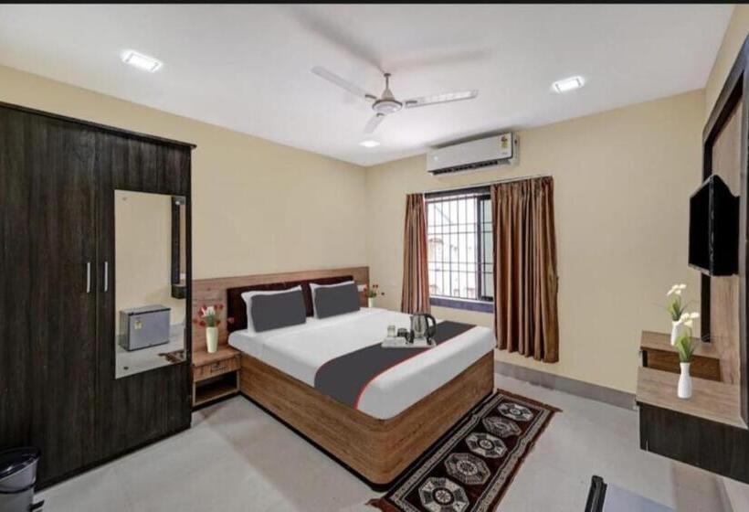 Номер Deluxe Кровать Кинг, Moonlight Premium Bhubaneswar By Morservices