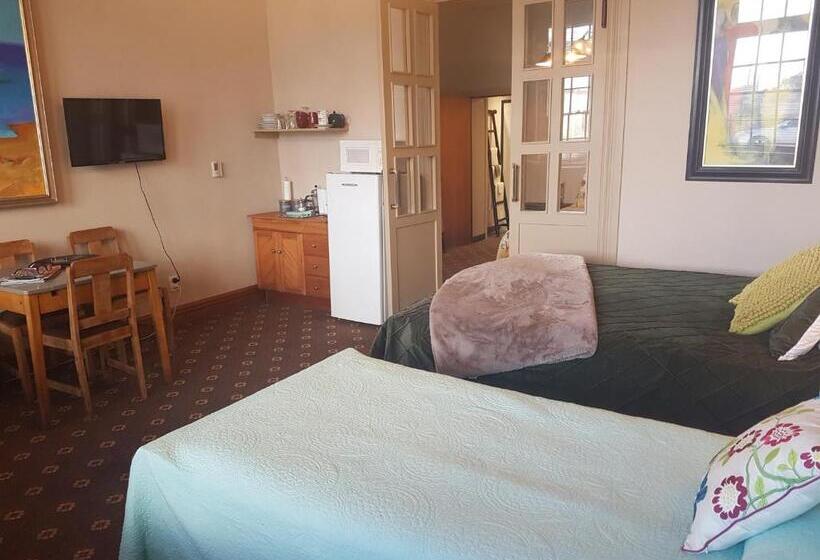 １階の１ベッドルームアパートメント, La Riviera Guesthouse