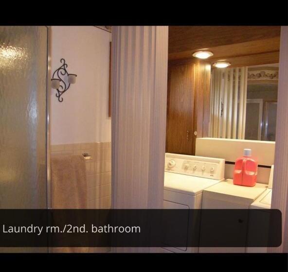 Номер Стандарт, Room In House   Lovely Room, Medical Clinical, Shops Restaurant M
