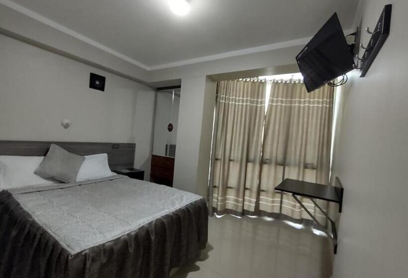 Семейный Номер, Hostal El Reflejante