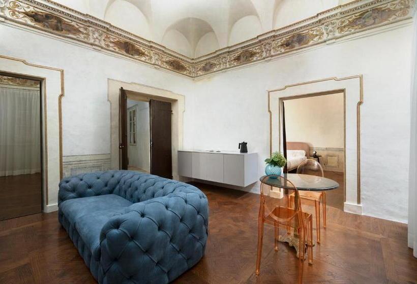 Люкс Повышенной Комфортности, Palazzo Giusti Suites And Spa