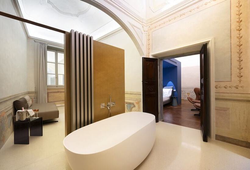 Люкс Повышенной Комфортности, Palazzo Giusti Suites And Spa